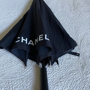 CHANEL Classic Black Umbrella 100% authentic